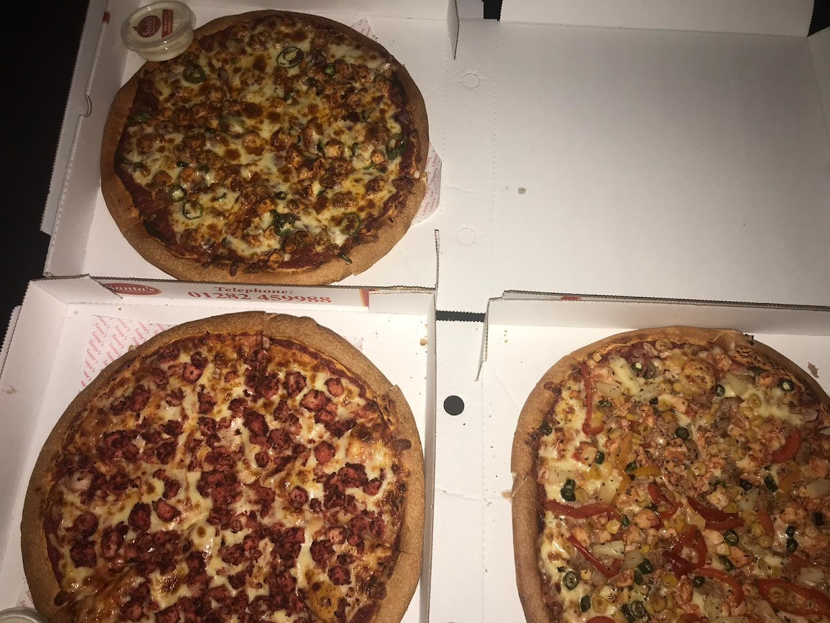 Santa's Pizza Nelson Photos 2